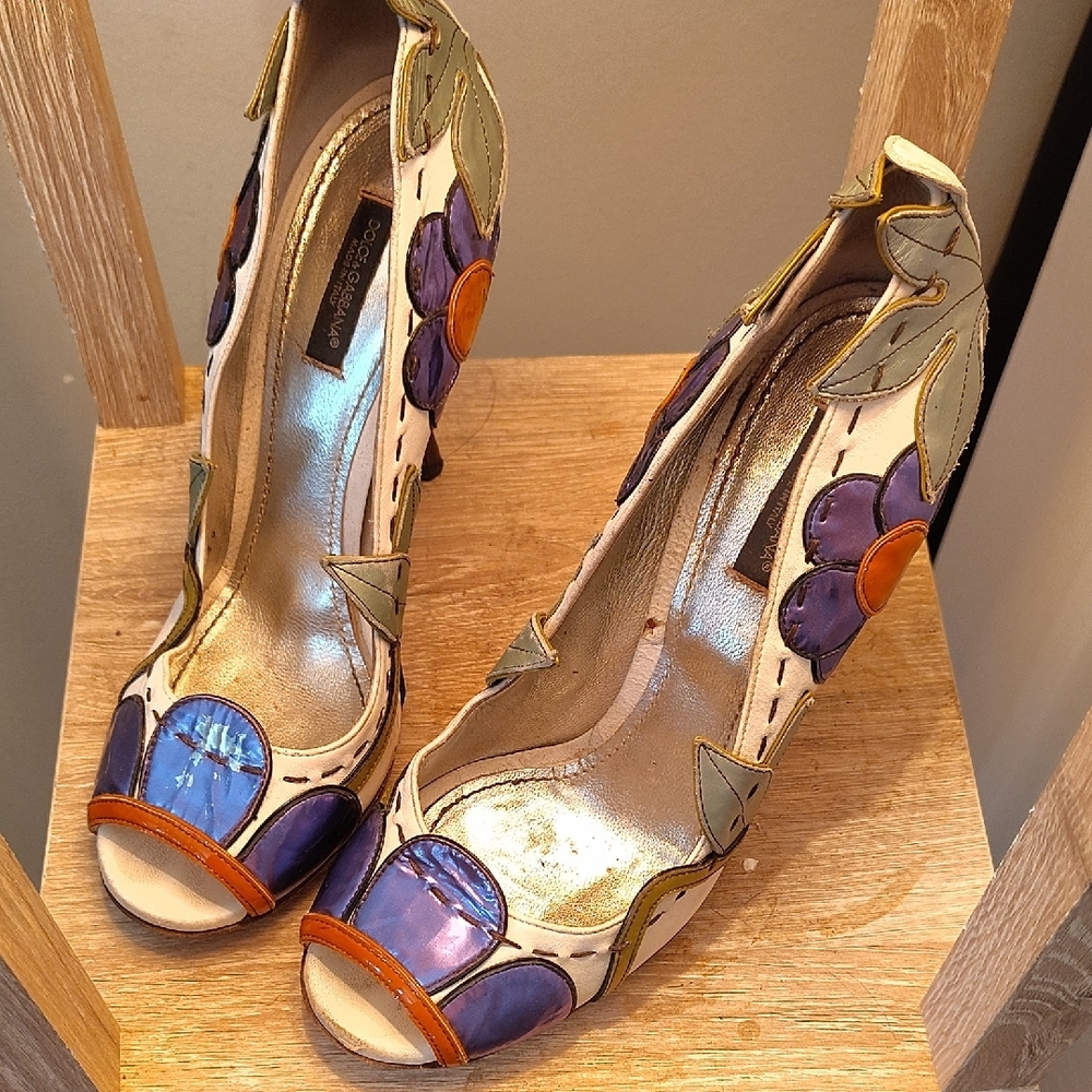 DOLCE GABBANA Colorful Floral Women's Heels ...EPIC VINTAGE